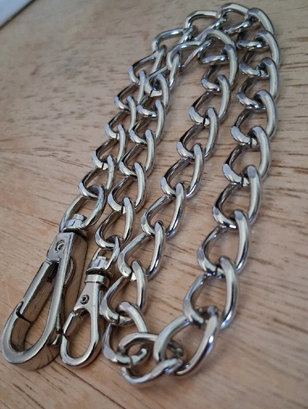 Silver Wallet KeyChain with Dual Lobster Clasps NN130